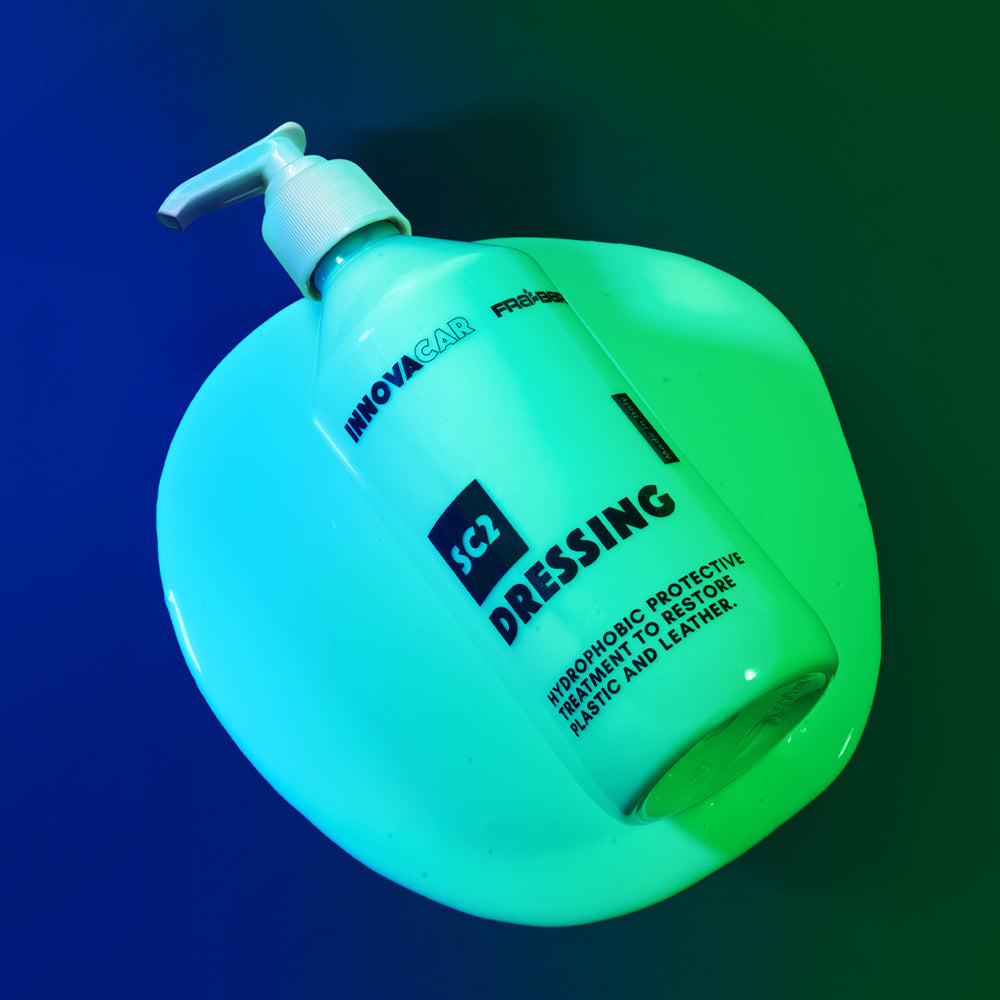 SC2 DRESSING DI INNOVACAR RAVVIVATORE E RIGENERATORE PER PLASTICHE E PELLE AUTO